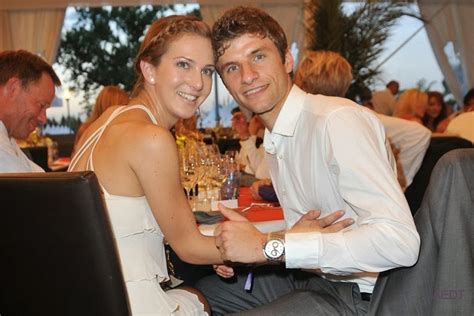 Thomas Muller wife Lisa Muller ~ Picture World