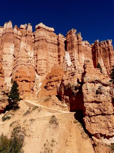 Bryce canyon dark blue sky | The color of sky on my photo wa… | Flickr