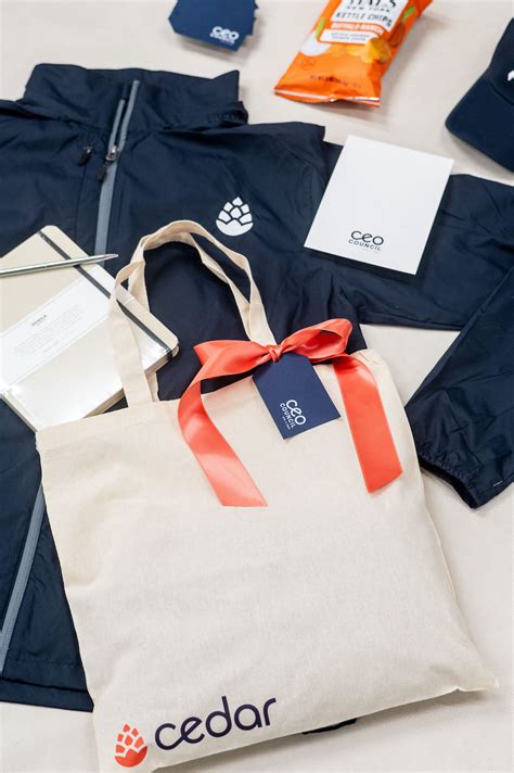 Our 10 Best Corporate Gift Bag Ideas | MARIGOLD & GREY