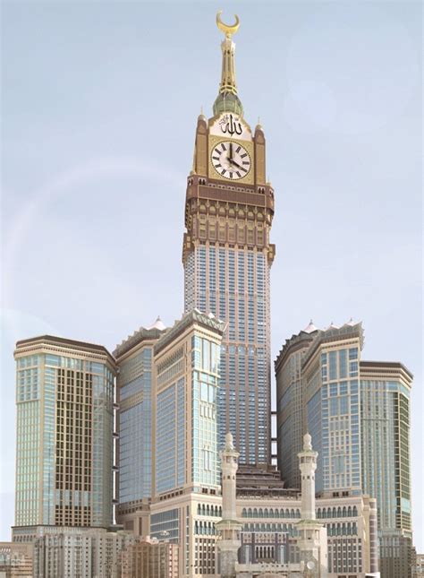 The Abraj Al Bait Tower in Makkah, Saudi Arabia - Gets Ready