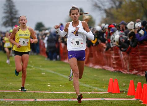 Here are the top 10 times in Iowa high school girls cross country this season