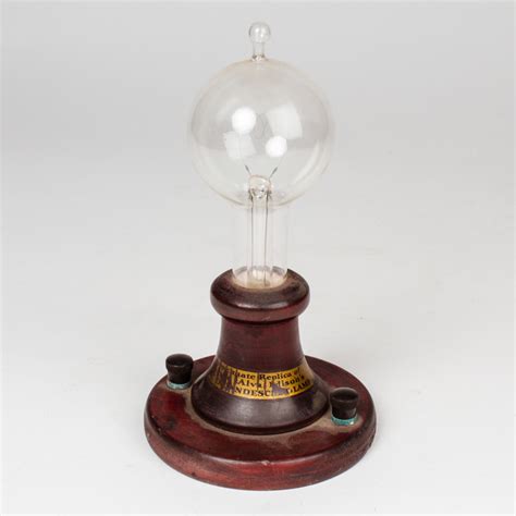 Thomas Edison invents first practical electric light bulb 140 years ago this hour #OnThisDay # ...