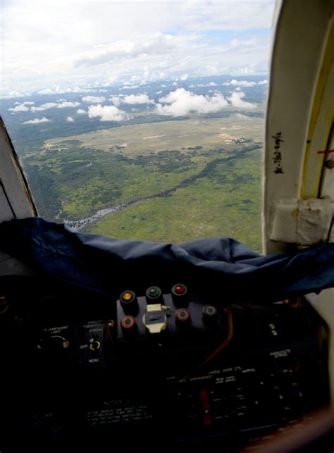 Inside Venezuelan Air Force Y-8F200VV Military Transport Aircraft | Global Military Review