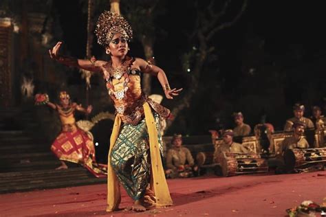 All About The Traditional Balinese Dances in Ubud - Katie Caf Travel