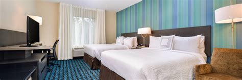 Hotel Rooms and Suites Cary, NC | Fairfield Inn & Suites Raleigh Cary