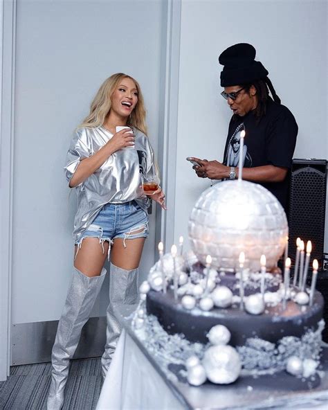 beyoncé and jay-z | Beyonce outfits, Beyonce birthday, Queen bee beyonce