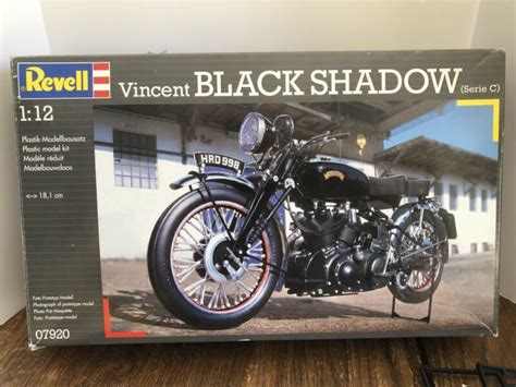 Revell 1:12 Vincent Black Shadow Motorcycle Plastic Model Kit ...