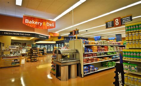 Market Bakery & Deli Area | Grocery Store Decor Design | I… | Flickr