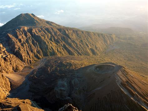 The Tanzanian Mount Meru – Mark Horrell