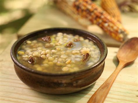 George Martin's Indian Corn Soup Recipe | Cooking Channel