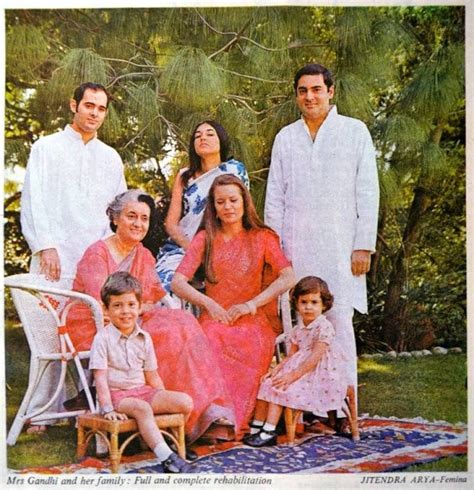 The unbroken Gandhi family, 1979 : india