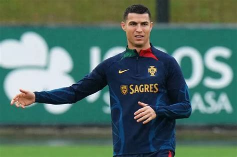 Arsenal and Chelsea given Cristiano Ronaldo transfer update amid Bayern ...