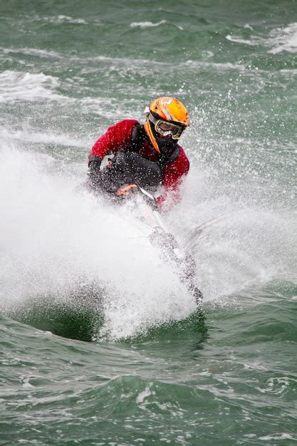 Premium Photo | Jet boat racing