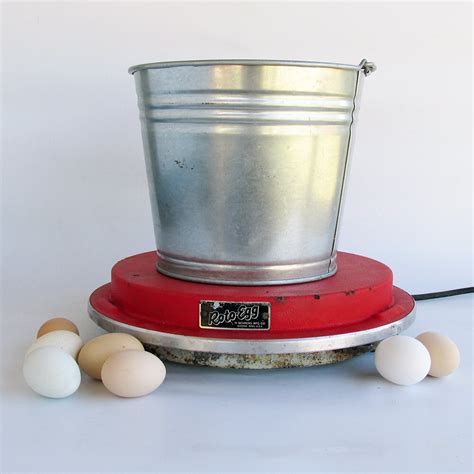 Vintage Working Roto-Egg Egg Washing Device