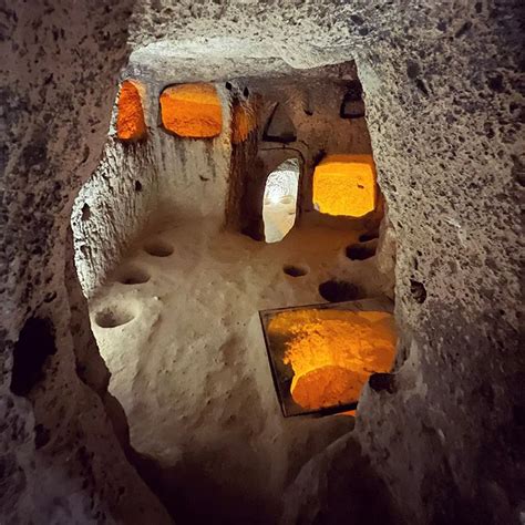 Derinkuyu: The World’s Largest Underground City of 20,000 People ...