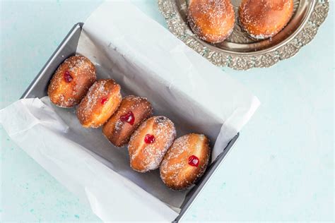 Traditional Polish Pączki (Doughnuts) Recipe