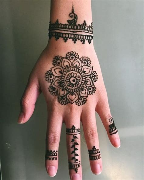 90 Henna Tattoo Ideen - neueste Trends und wunderschöne Motive