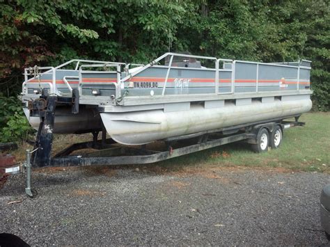 SUNTRACKER 28' PARTY PONTOON BOAT 1987 for sale for $3,700 - Boats-from-USA.com