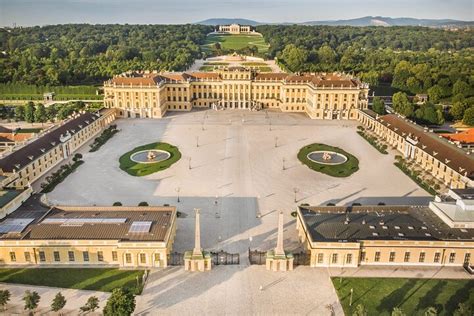 2023 Lunch & Admission to Schönbrunn Palace