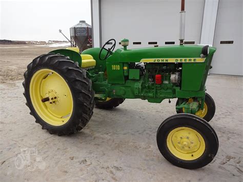 TractorHouse.com | 1964 JOHN DEERE 1010 Auction Results