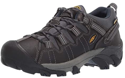 5 Best Hiking Shoes For Wide Feet