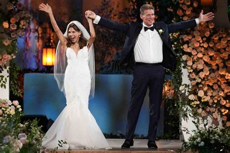 “The Golden Bachelor” wedding: 6 things you didn't see on TV