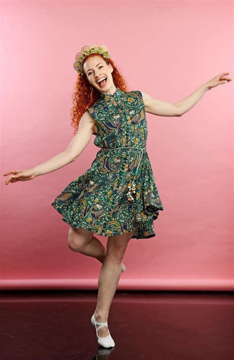 Yellow Wiggle Emma Watkins shows deaf kids how to dance in Sydney Festival show | The Courier-Mail