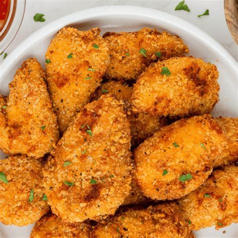 Crispy Air Fryer Chicken Nuggets Recipe - allairfryerrecipes.com