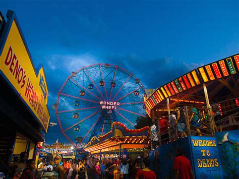 12 Best Amusement Parks Near NYC For For A Thrilling Excursion