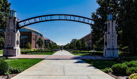 University Entrance Arch · Free Stock Photo
