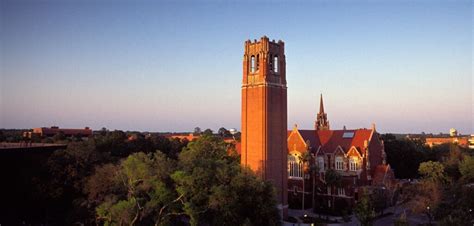 But First, Let Me Take a Selfie: The Most Famous UF Landmarks ⋆ College Magazine