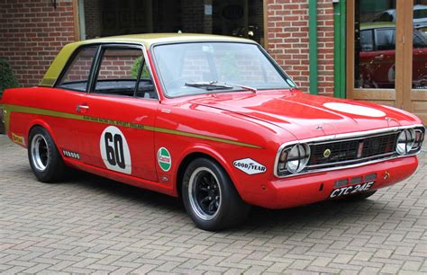 Lotus Cortina Mk2 Alan Mann Racing | Ford classic cars, Ford racing ...