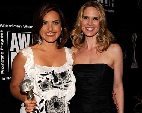 Stephanie March as Alex and Mariska Hargitay as Olivia on L&O SVU ...