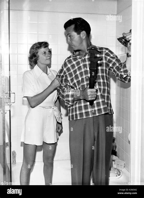 JUNE ALLYSON, DICK POWELL JUNE ALLYSON, DICK POWELL Stock Photo - Alamy