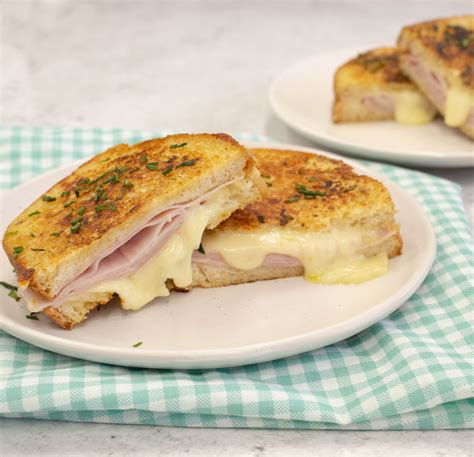 Ham & Cheese Garlic Bread Toastie - SunPork Fresh Foods