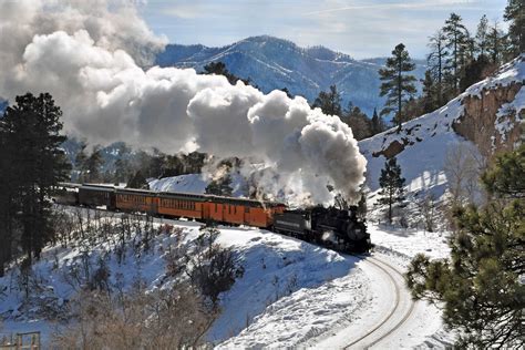 Winter Train in Morning Light; photo by Yvonne | Train, Train rides, Train tracks