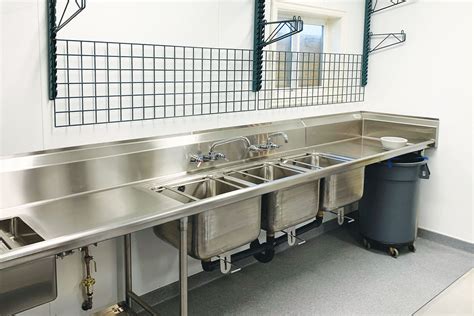 How To Specify a Three-Compartment Sink - Foodservice Equipment Reports ...