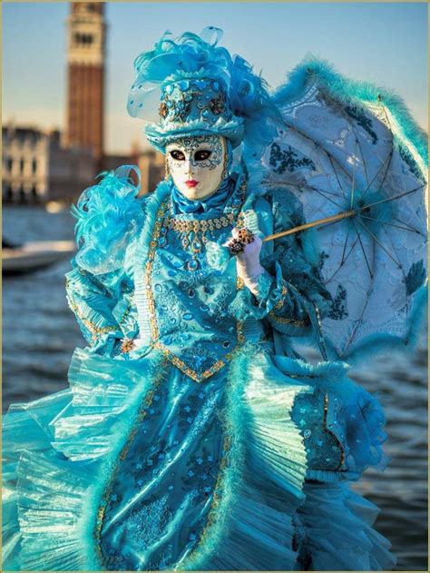 Les Costumes du Carnaval de Venise | Carnaval de venise, Carnaval, Costume carnaval