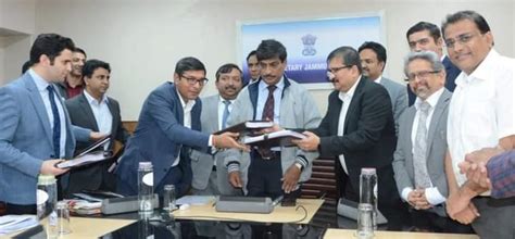 Jammu, Srinagar to get 200 electric buses with cutting edge technology ...