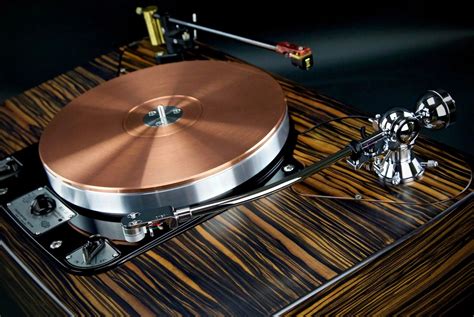 Why Audiophiles Are Shopping for Vintage Turntables | Gear Patrol