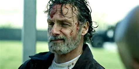 The Walking Dead Makes 1 Important Change To Rick Losing His Hand In The Ones Who Live