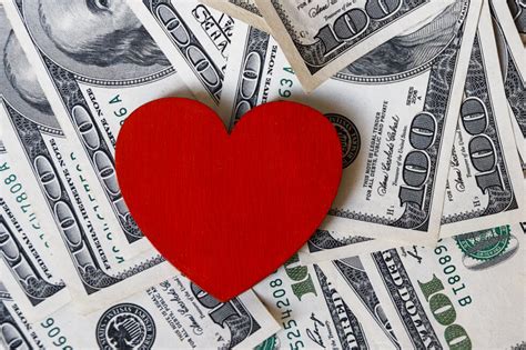 10 Bible Verses About the Love of Money | WealthBuilders