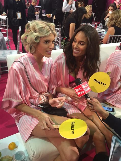 22 Behind-The-Scenes Photos Backstage At The Victoria's Secret Fashion Show