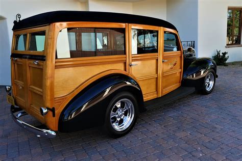 1940 Ford Woody Wagon - Benedict Castle Concours