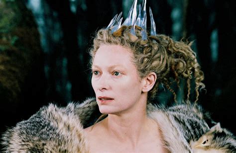 How To Dress Up Like The White Witch Of Narnia This Winter — PHOTOS