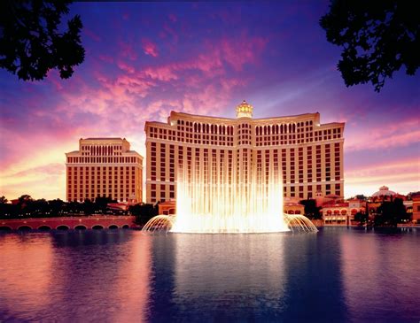 Bellagio Fountains, Las Vegas, Nevada | Tourist Destinations