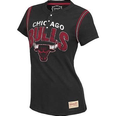 Mitchell & Ness Chicago Bulls Women's Rivalry T-Shirt | Official ...