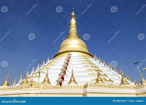 Mahazedi Pagoda, Bago, Myanmar Royalty Free Stock Photography - Image ...