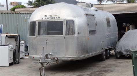 5 Vintage Airstream Restoration Principles – Campicon