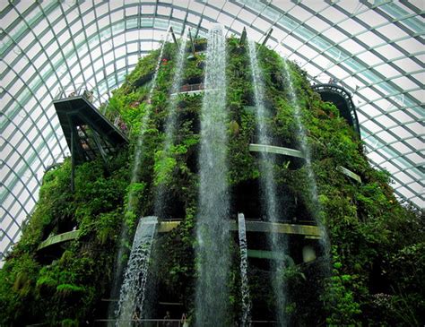 Cloud Forest waterfall | The "Cloud Forest" building is loca… | Flickr